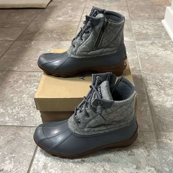 Sperry Duck Boots - Picture 2 of 6